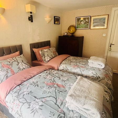 Kingfisher Lodge & Pub Castleconnell Quarto foto