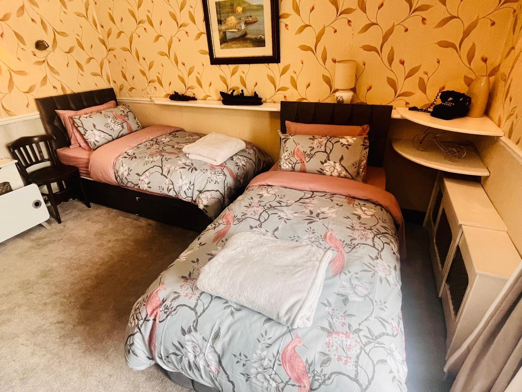 Kingfisher Lodge & Pub Castleconnell Quarto foto